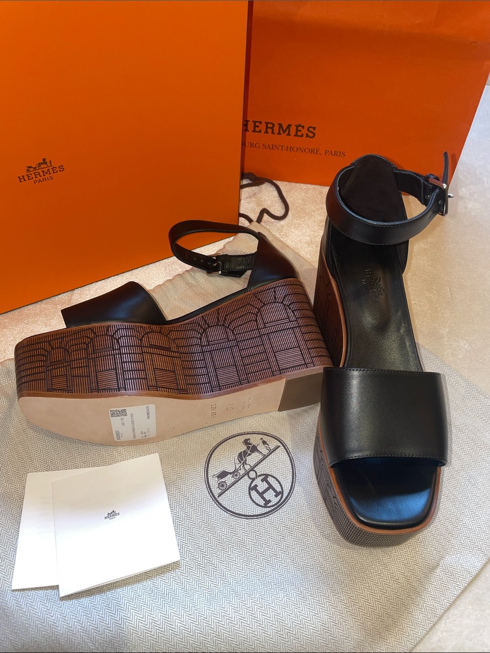 Hermes sandals femme illusion 35 Black Leather Ankle-Strap Platform Wedge - Picture 13 of 13